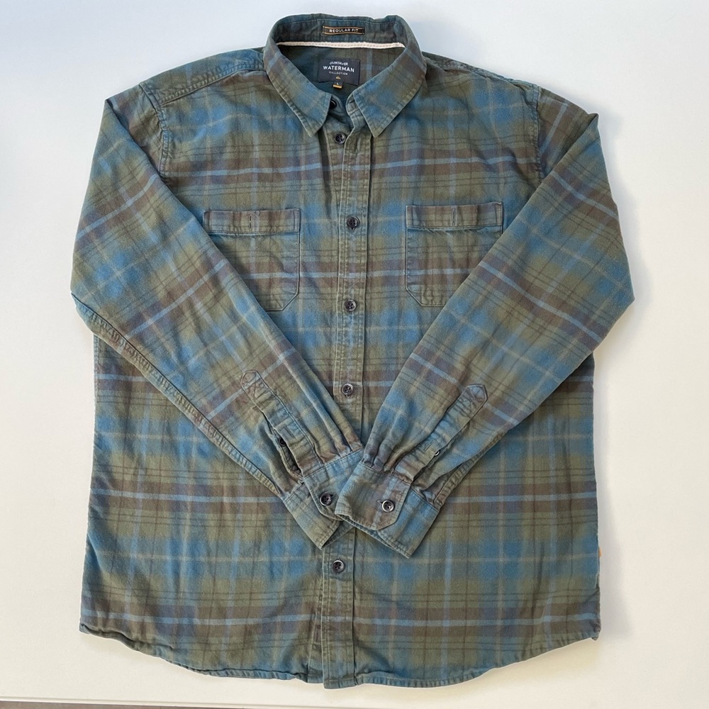 Quiksilver Waterman Collection Men's Flannel Plaid Shirt Size Large Regular Fit